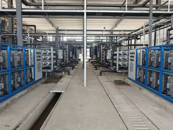 【瀚高中联】黑龙江碳源材料4×100T反渗透+300T软化项目